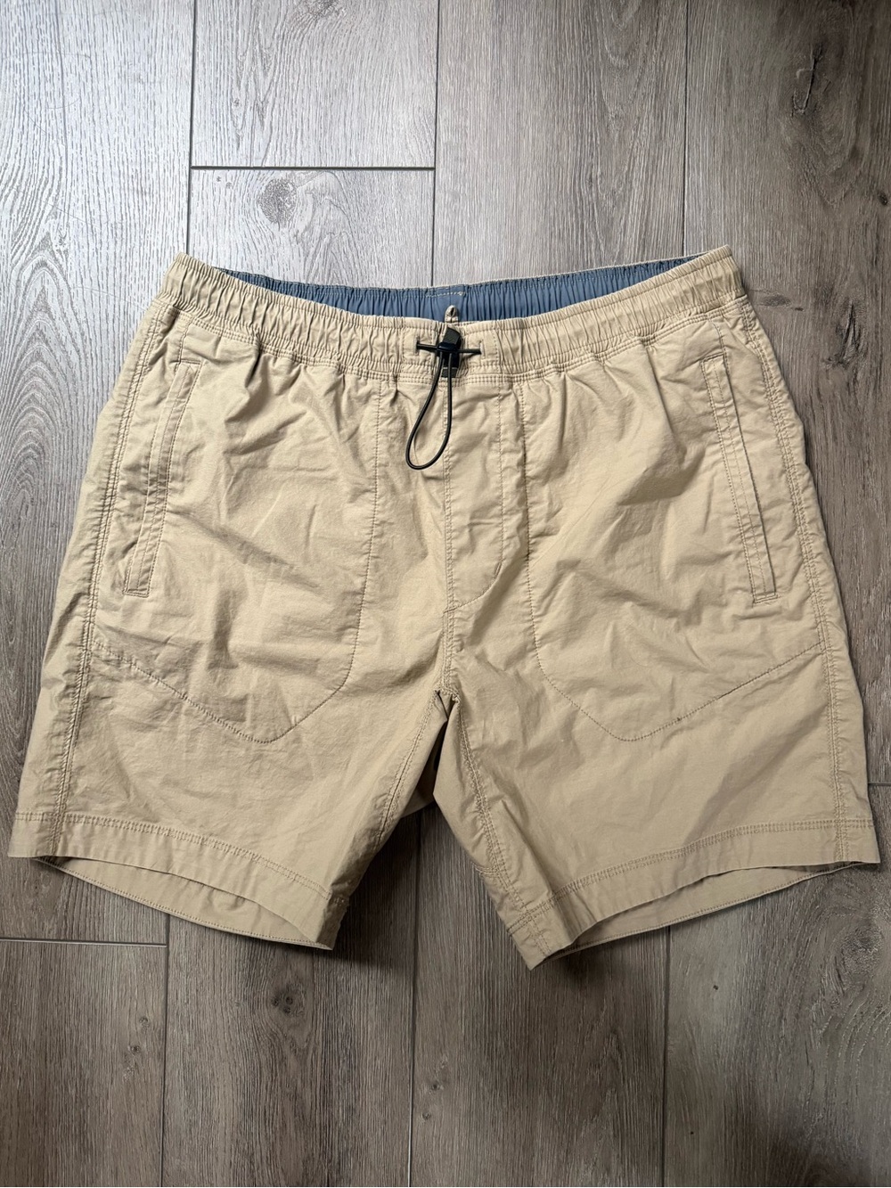 Relwen Airtex Stretch Hybrid Windshort Men Large 7.5” Inseam Khaki Tan Zip Cinch
